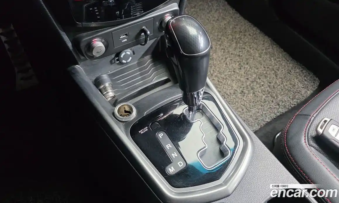 SsangYong TIBOLI 2016 1.6 автомат (гидро), фото 9