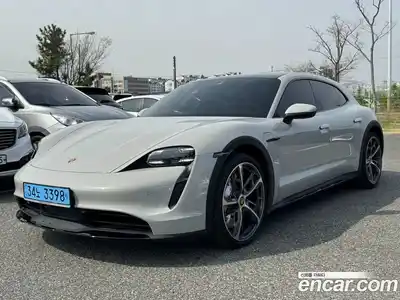 Porsche Taycan, 2024, 5 500 км