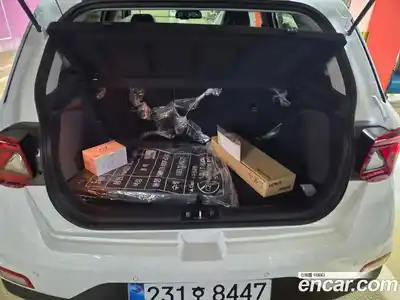 Hyundai Venue 2026 1.6 автомат (гидро), миниатюра 10