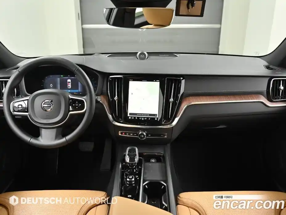 Volvo V60 2024 2.0 автомат (гидро), фото 7