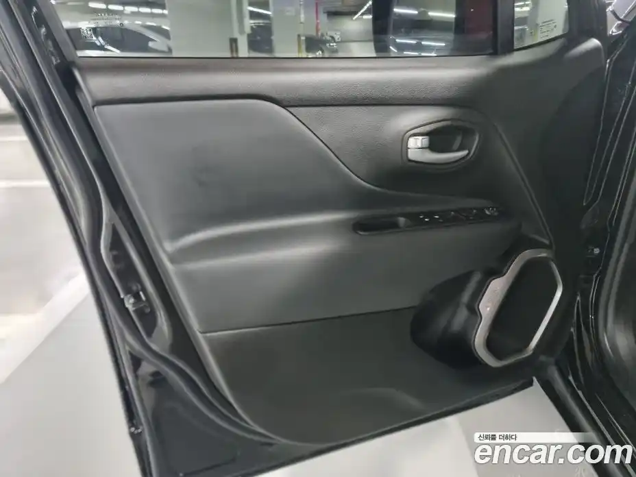 Jeep Renegade 2023 1.3 автомат (гидро), фото 11