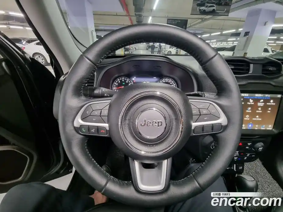 Jeep Renegade 2023 1.3 автомат (гидро), фото 13