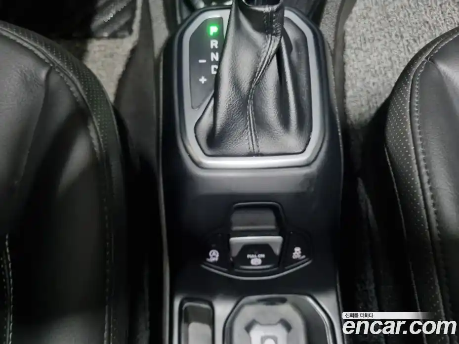 Jeep Renegade 2023 1.3 автомат (гидро), фото 19