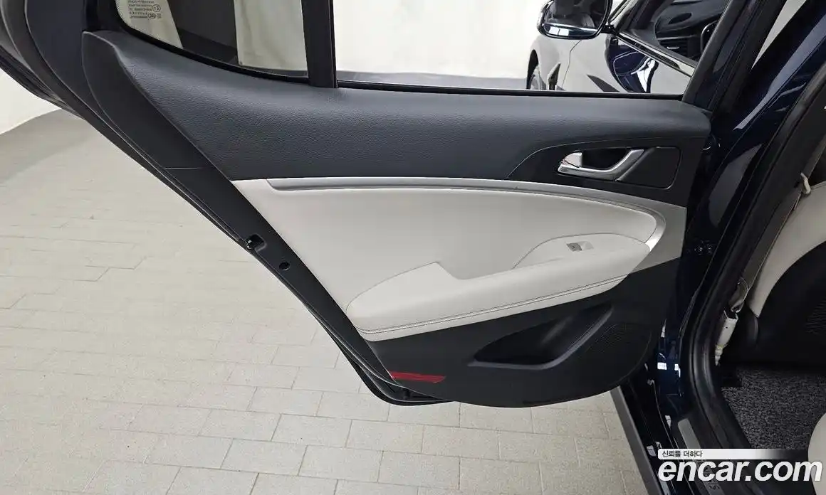 Genesis G70 2019 2.0 автомат (гидро), фото 15