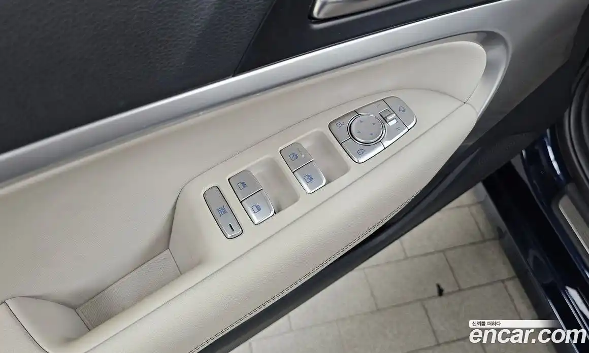Genesis G70 2019 2.0 автомат (гидро), фото 27