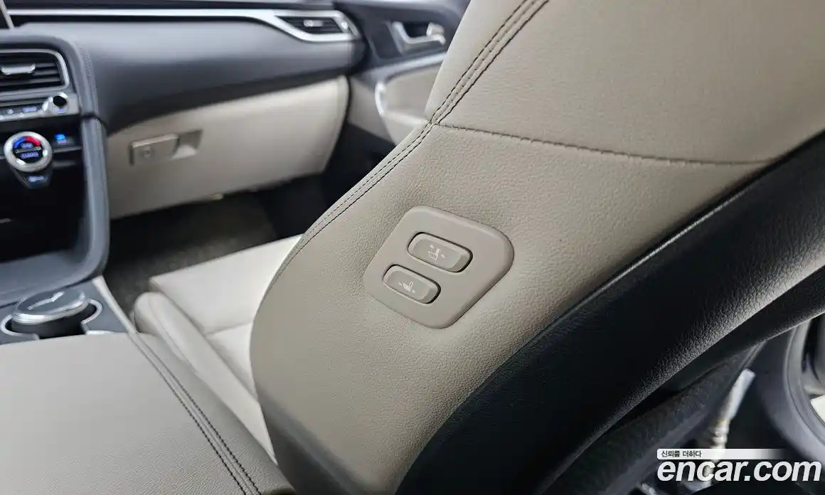 Genesis G70 2019 2.0 автомат (гидро), фото 28