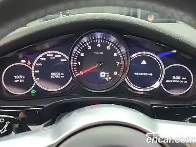 Porsche Panamera 2017 3.0 автомат (гидро), миниатюра 6