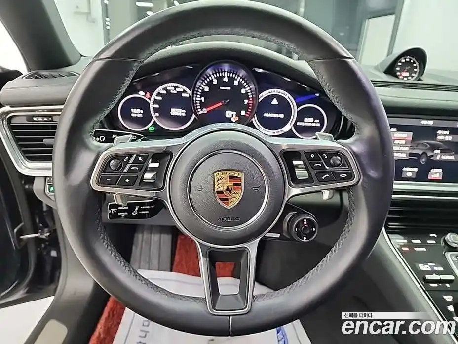 Porsche Panamera 2017 3.0 автомат (гидро), фото 9