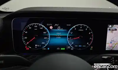 Mercedes-Benz E-Class 2021 2.0 автомат (гидро), миниатюра 11