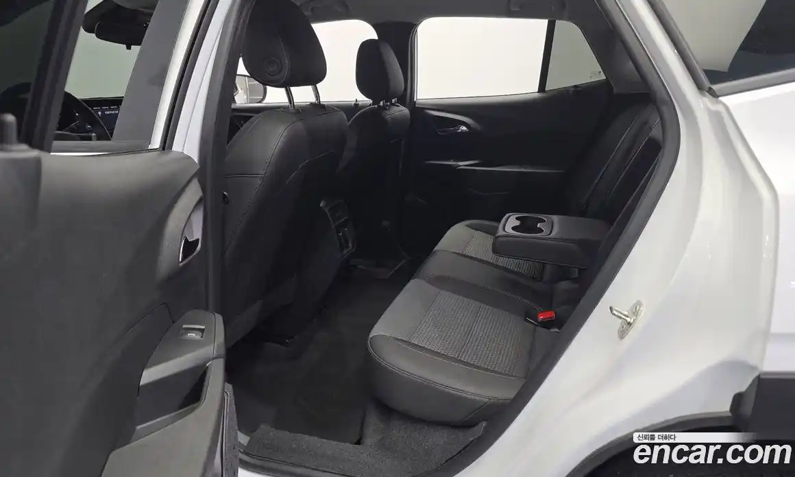 Chevrolet Trax 2023 1.2 автомат (гидро), фото 16