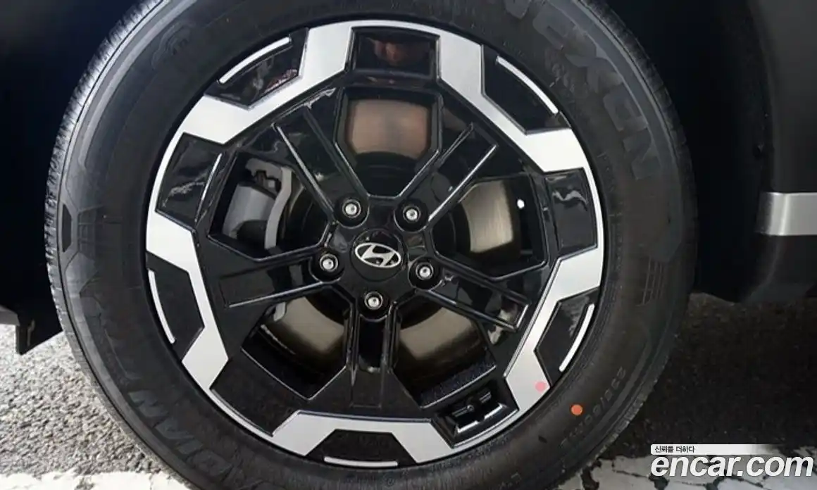 Hyundai Santa Fe 2026 2.5 автомат (гидро), фото 8