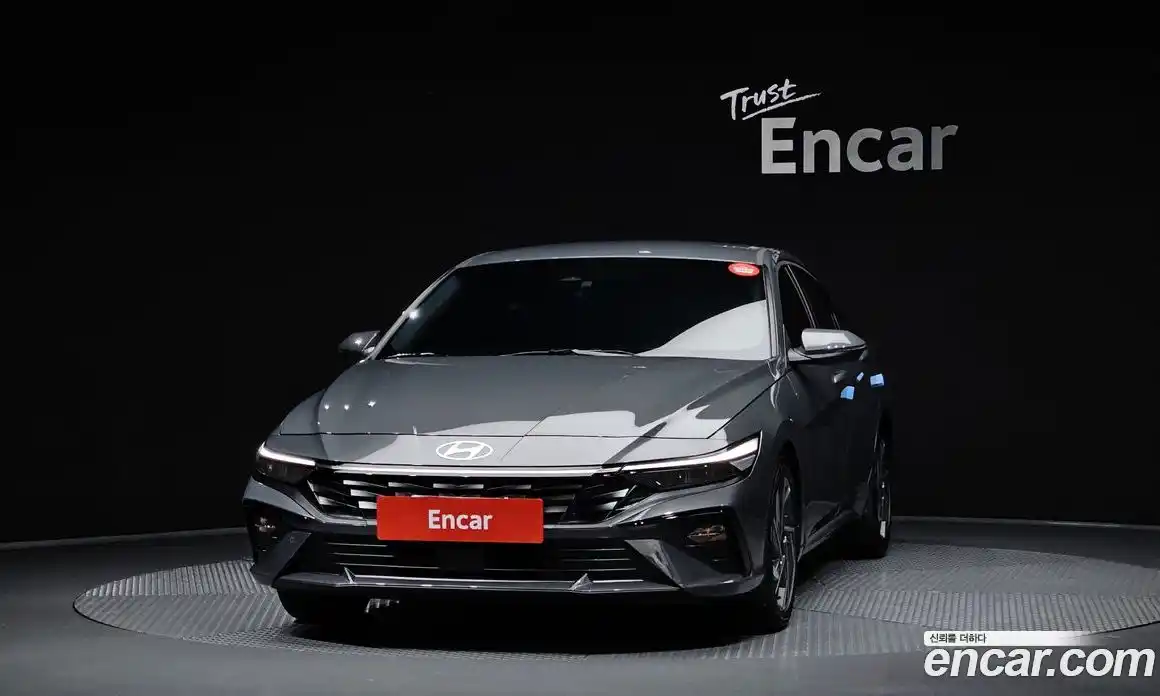 Hyundai Avante 2025 1.6 автомат (гидро), фото 3