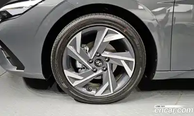 Hyundai Avante 2025 1.6 автомат (гидро), миниатюра 5
