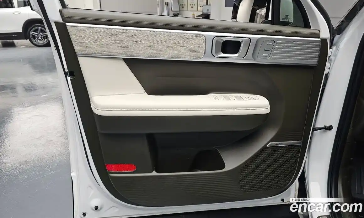 Hyundai Santa Fe 2025 2.5 автомат (гидро), фото 14