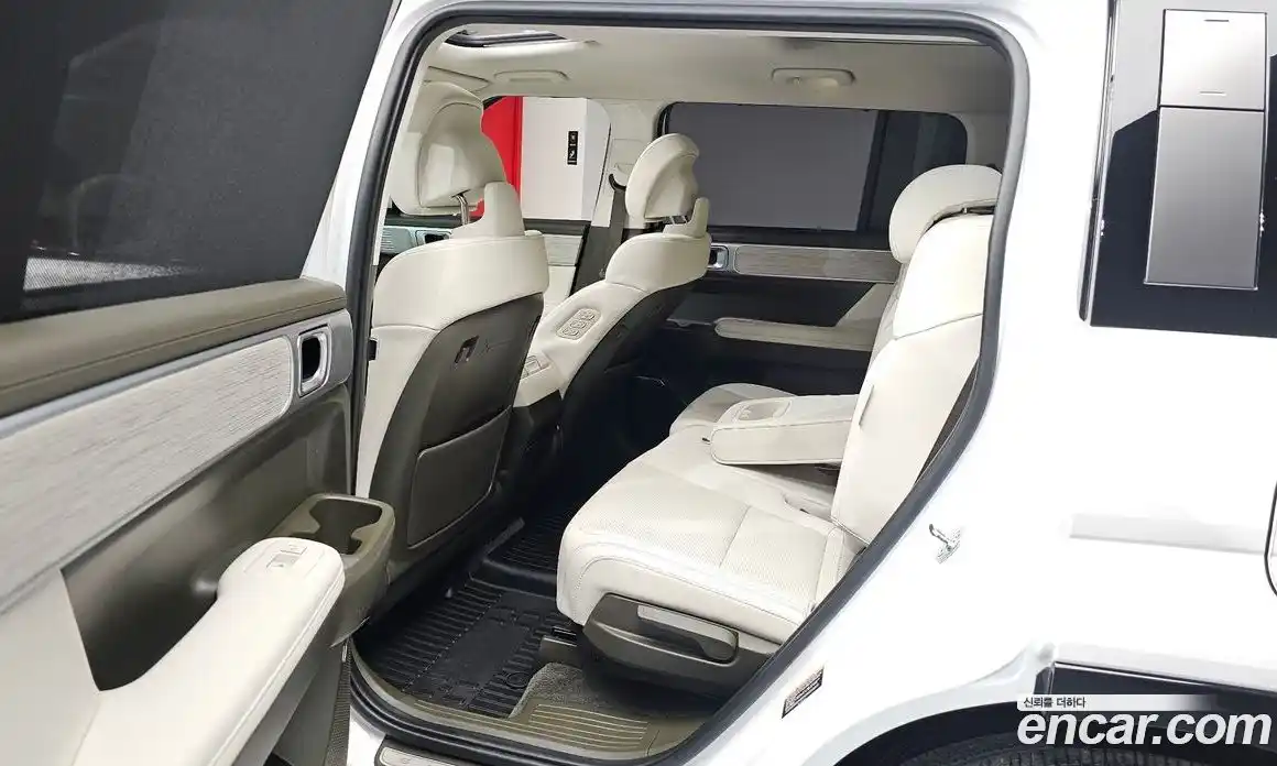 Hyundai Santa Fe 2025 2.5 автомат (гидро), фото 18