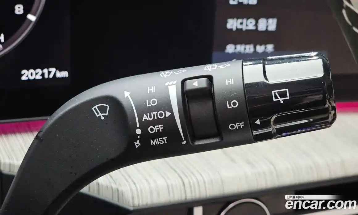 Hyundai Santa Fe 2025 2.5 автомат (гидро), фото 26