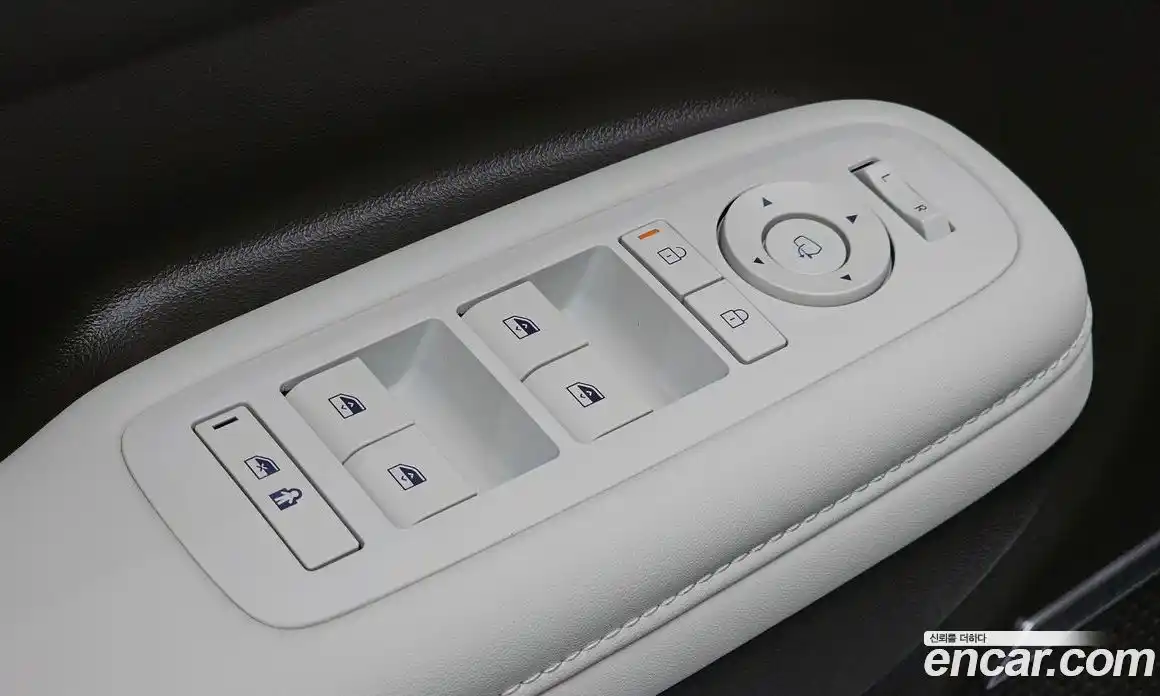 Hyundai Santa Fe 2025 2.5 автомат (гидро), фото 29