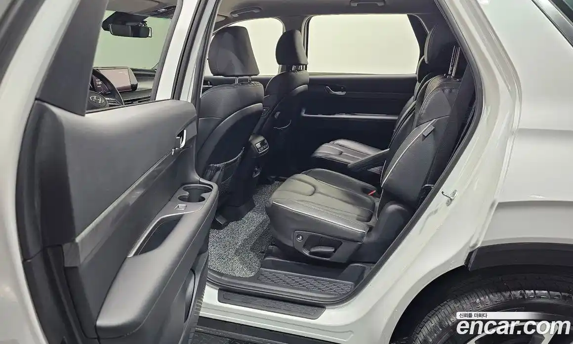 Hyundai Palisade 2023 2.2 автомат (гидро), фото 17