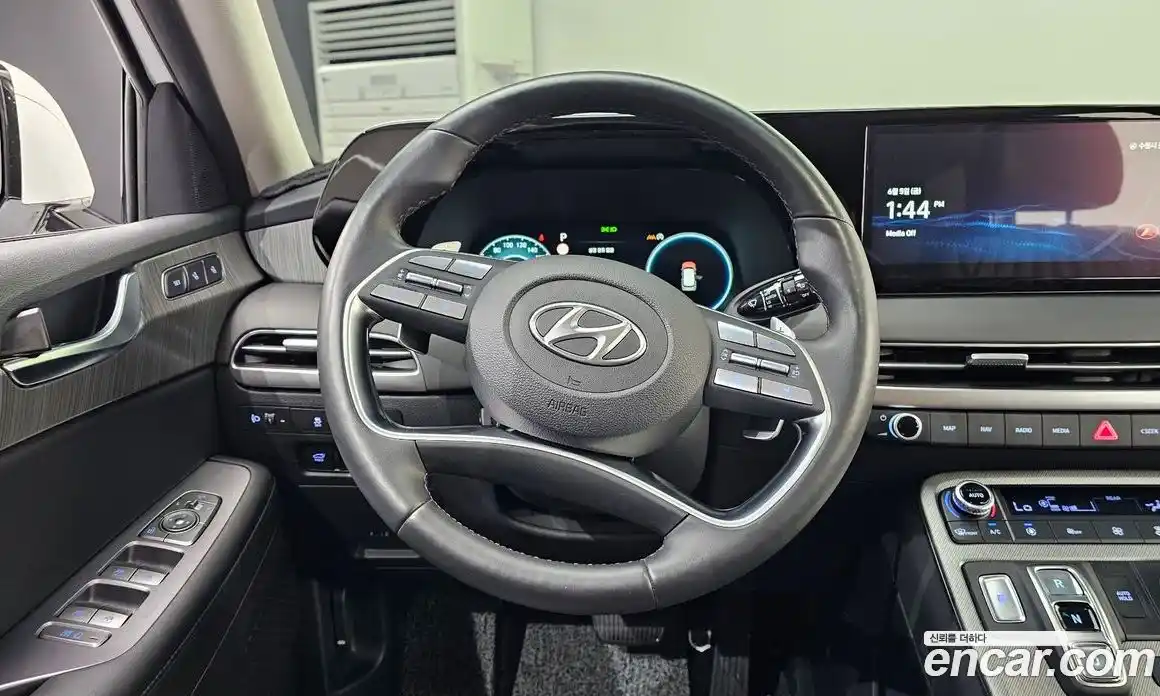 Hyundai Palisade 2023 2.2 автомат (гидро), фото 19