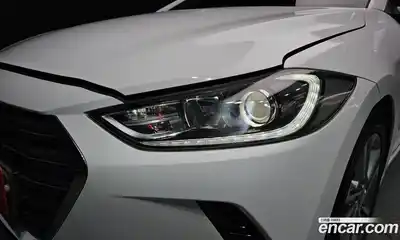 Hyundai Avante 2017 1.6 автомат (гидро), миниатюра 8