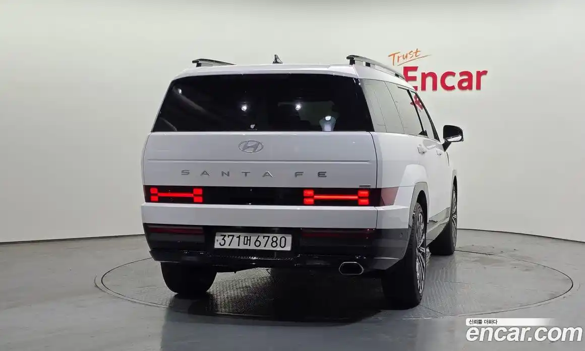 Hyundai Santa Fe 2023 2.5 автомат (гидро), фото 4