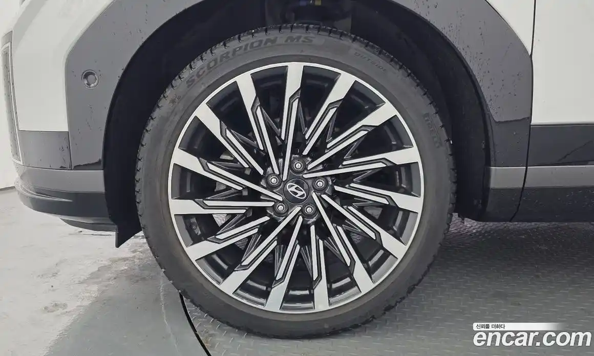 Hyundai Santa Fe 2023 2.5 автомат (гидро), фото 5