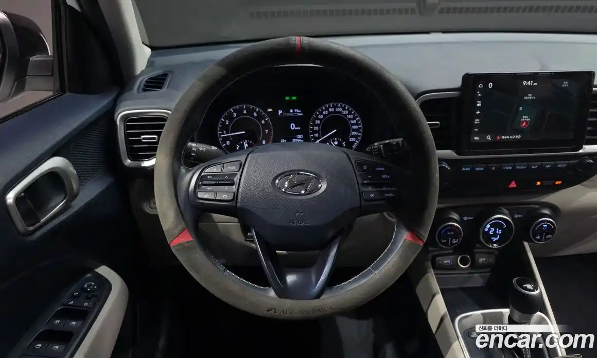 Hyundai Venue 2022 1.6 автомат (гидро), фото 19