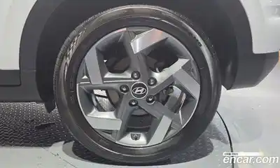 Hyundai Venue 2022 1.6 автомат (гидро), миниатюра 7