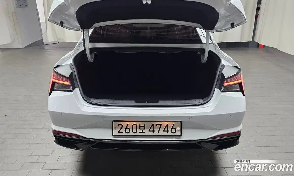 Hyundai Avante 2022 1.6 автомат (гидро), фото 20