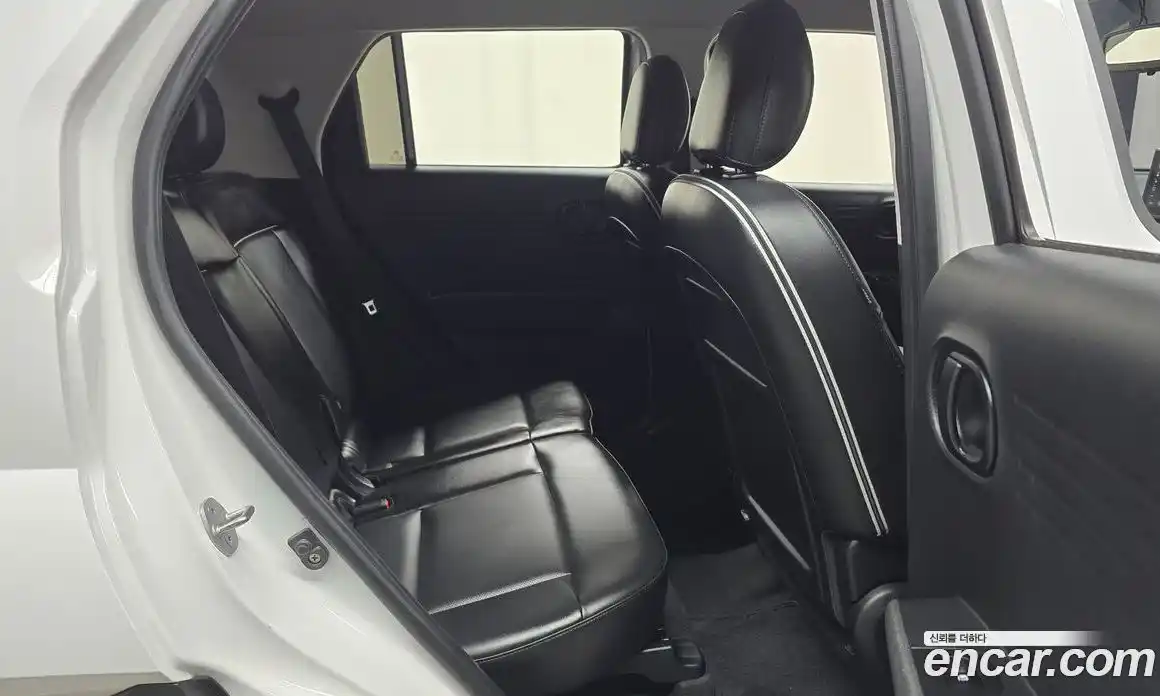 Hyundai Casper 2022 1.0 автомат (гидро), фото 12