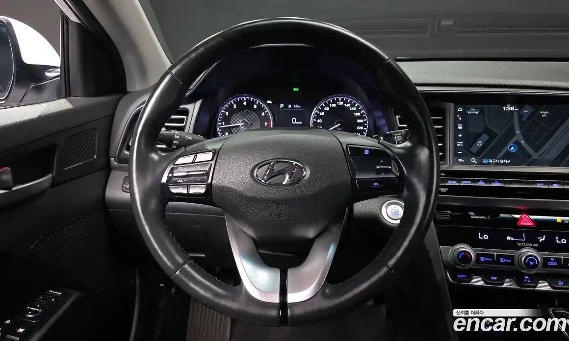 Hyundai Avante 2019 1.6 автомат (гидро), фото 19