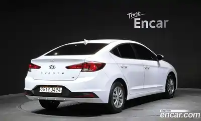 Hyundai Avante 2019 1.6 автомат (гидро), миниатюра 2