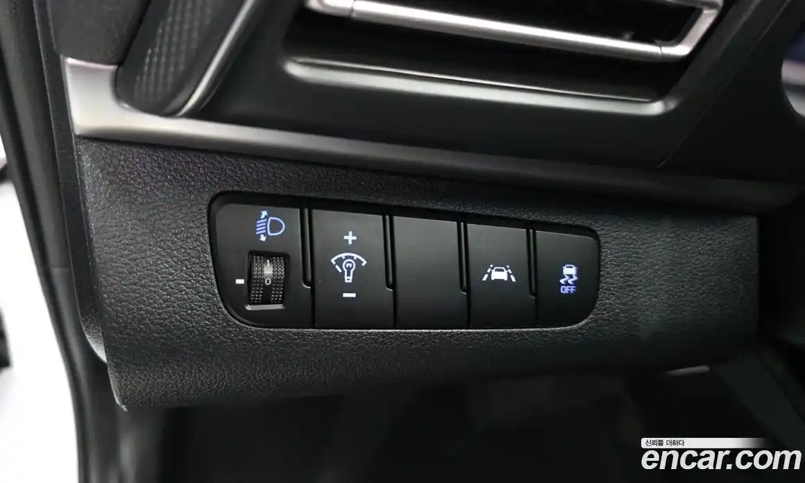 Hyundai Avante 2019 1.6 автомат (гидро), фото 23