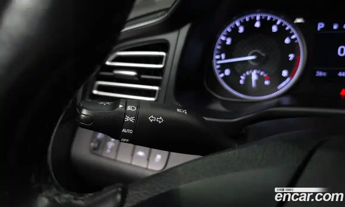 Hyundai Avante 2019 1.6 автомат (гидро), фото 29