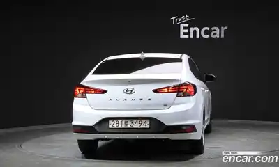 Hyundai Avante 2019 1.6 автомат (гидро), миниатюра 4
