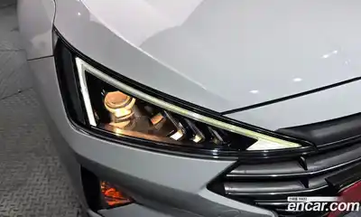 Hyundai Avante 2019 1.6 автомат (гидро), миниатюра 8