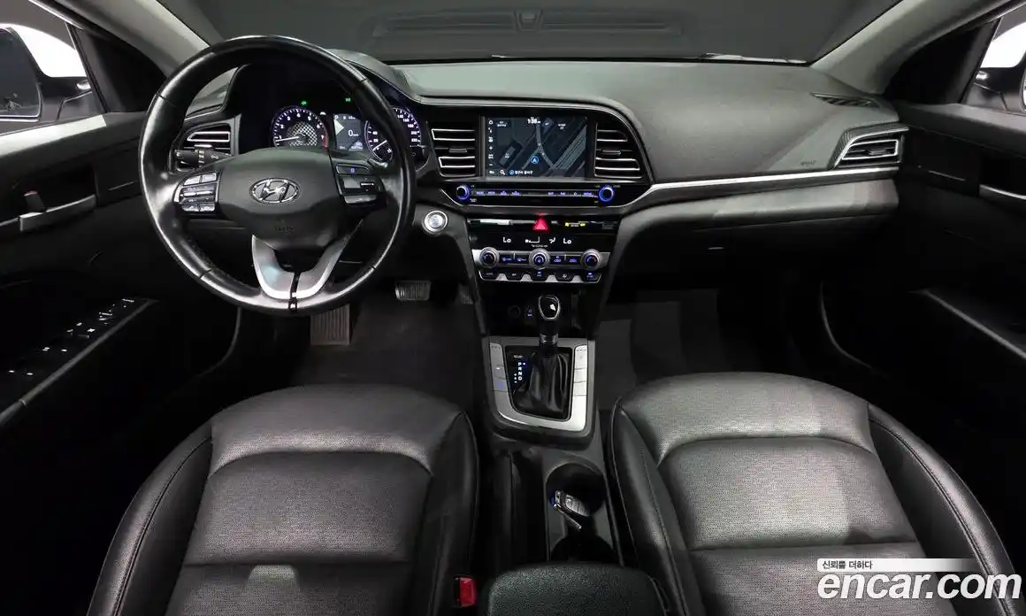 Hyundai Avante 2019 1.6 автомат (гидро), фото 10