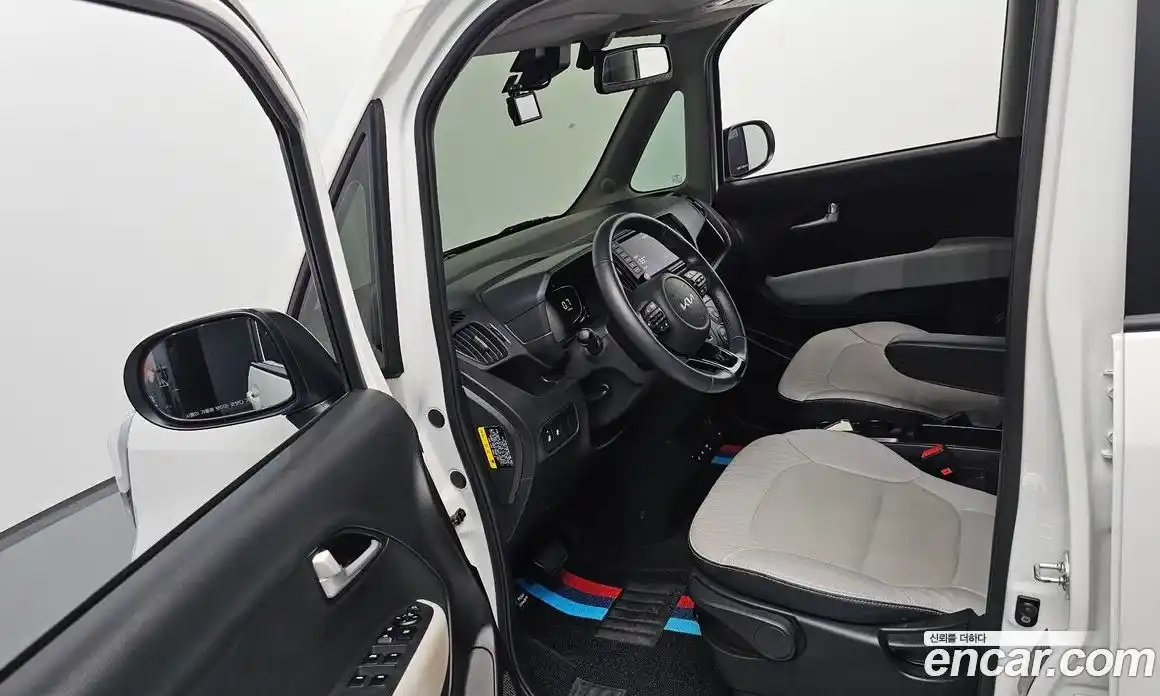 Kia Ray 2022 1.0 автомат (гидро), фото 12
