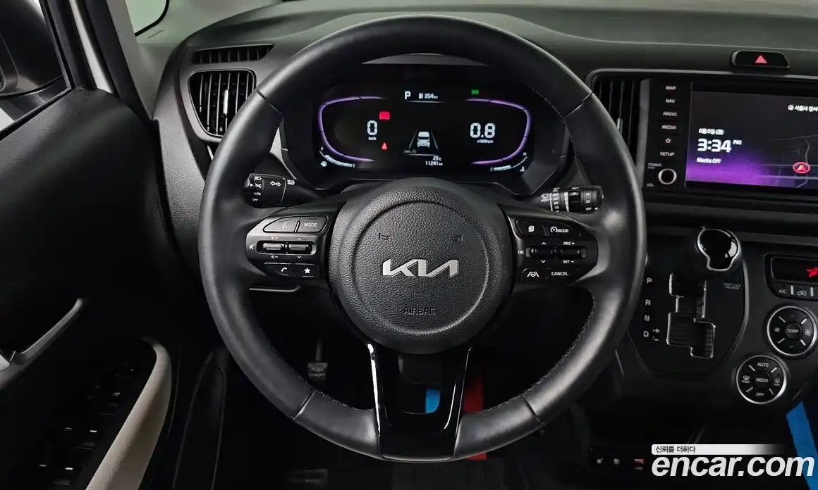 Kia Ray 2022 1.0 автомат (гидро), фото 18