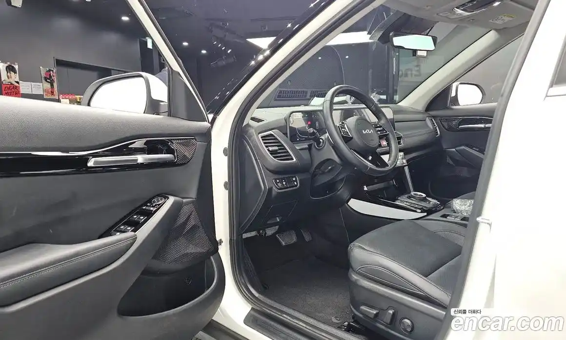 Kia Seltos 2024 1.6 автомат (гидро), фото 13