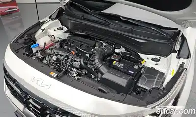Kia Seltos 2024 1.6 автомат (гидро), миниатюра 6