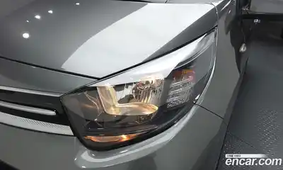 Kia Morning 2022 1.0 автомат (гидро), миниатюра 8