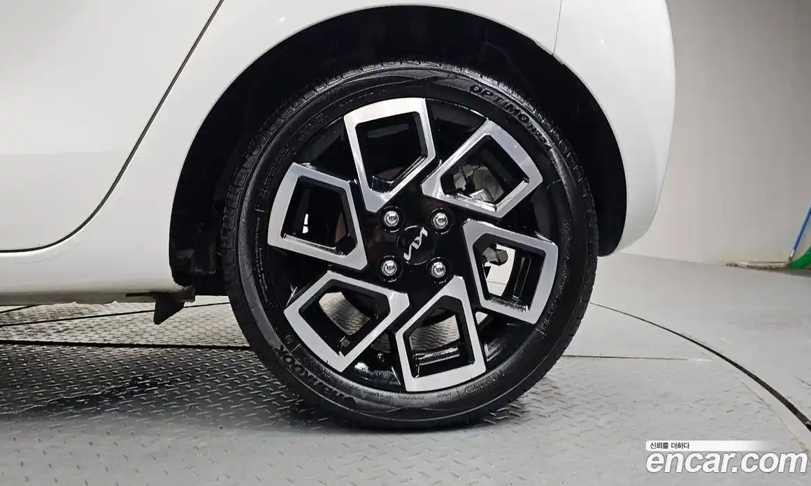 Kia Ray 2024 1.0 автомат (гидро), фото 7