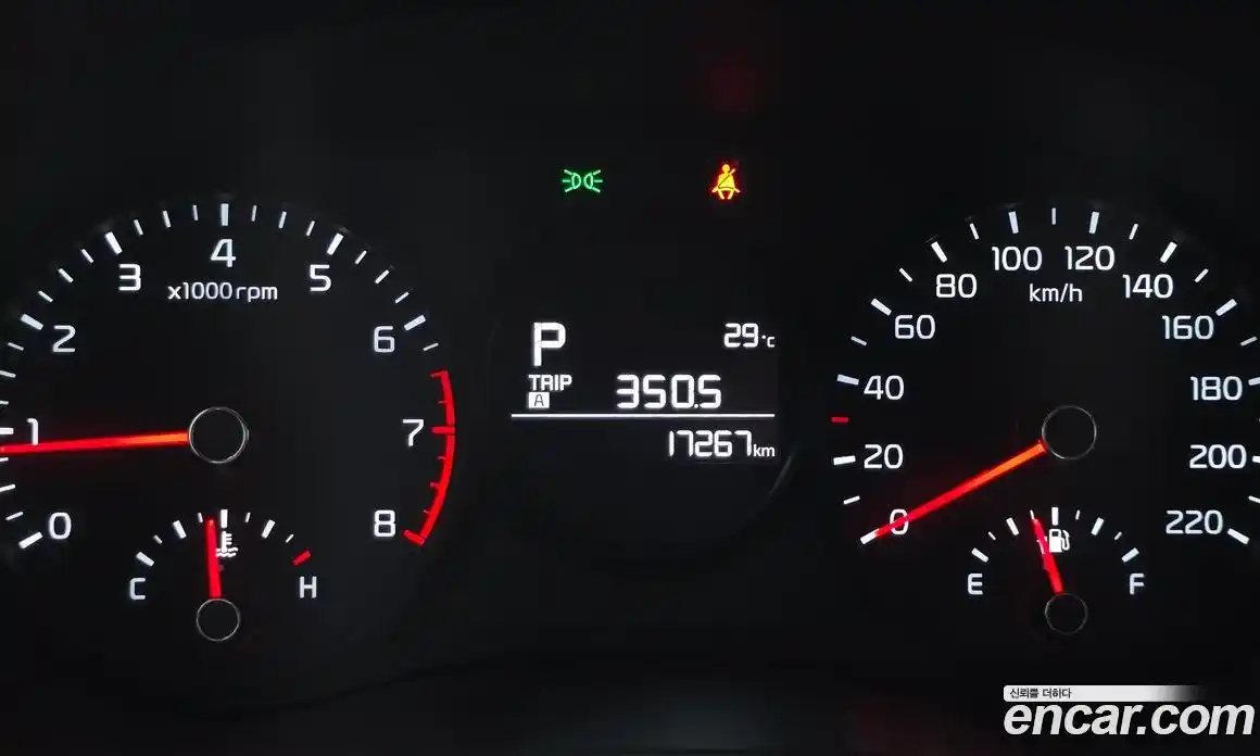 Kia Morning 2018 1.0 автомат (гидро), фото 11