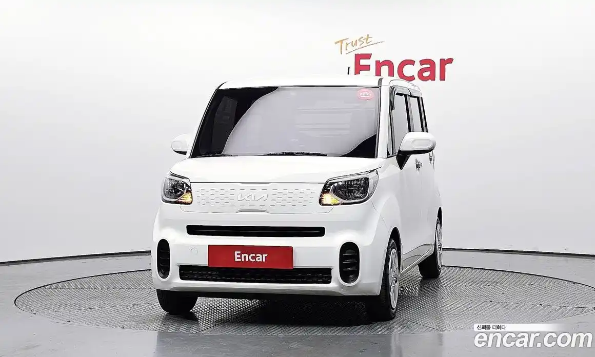 Kia Ray 2022 1.0 автомат (гидро), фото 3