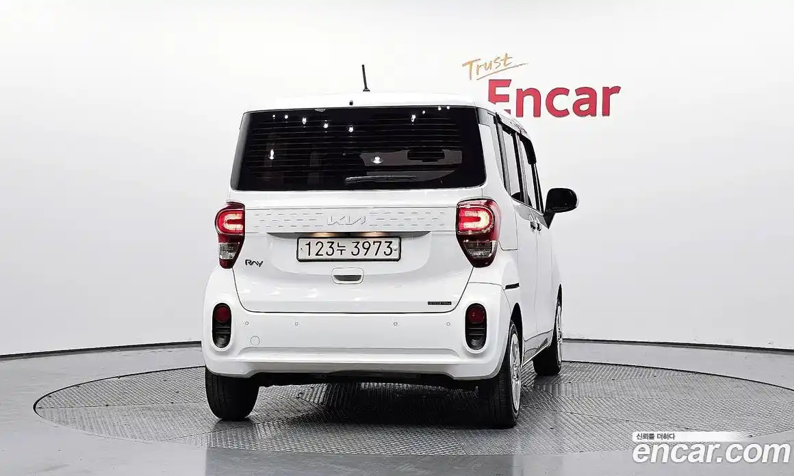 Kia Ray 2022 1.0 автомат (гидро), фото 4