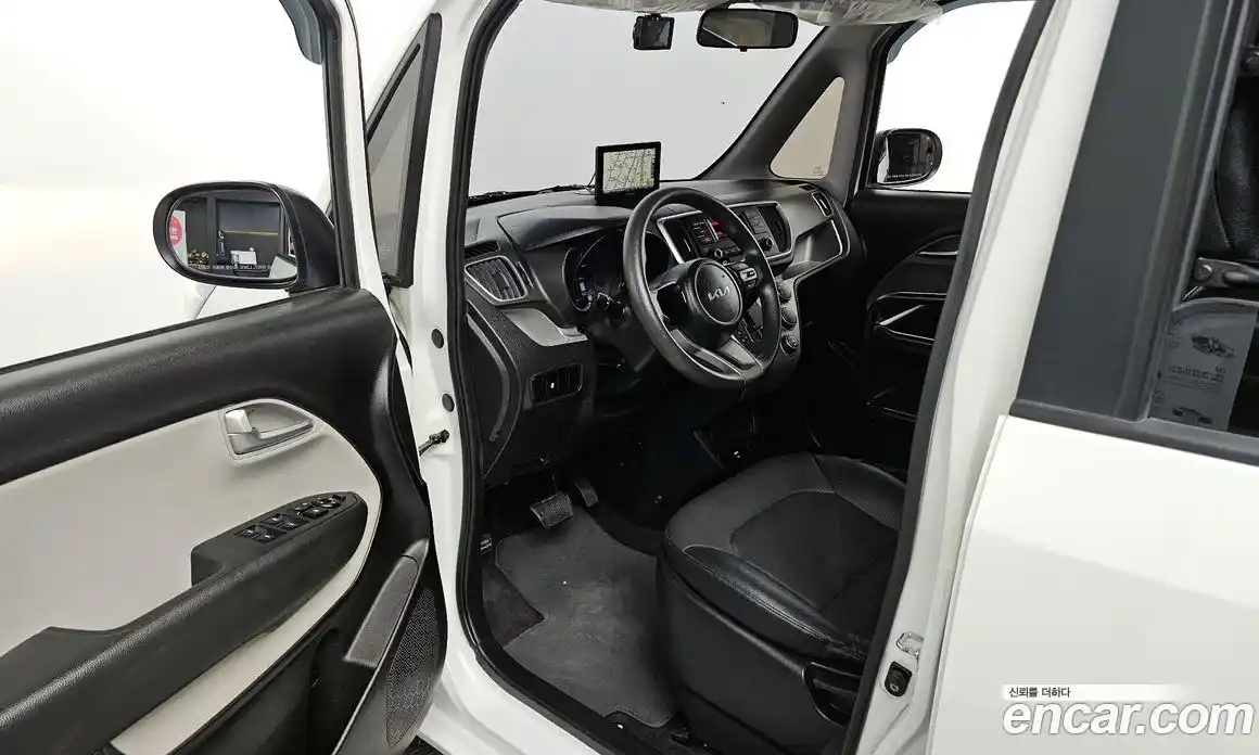 Kia Ray 2022 1.0 автомат (гидро), фото 10