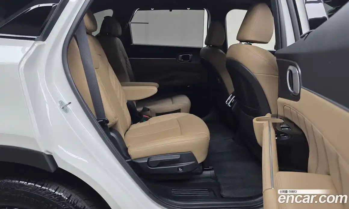 Kia Sorento 2024 1.6 автомат (гидро), фото 18