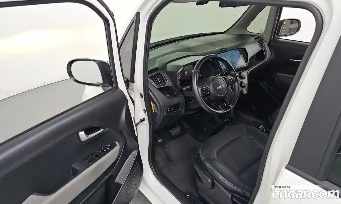 Kia Ray 2023 1.0 автомат (гидро), фото 13