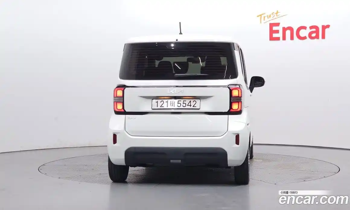 Kia Ray 2023 1.0 автомат (гидро), фото 4